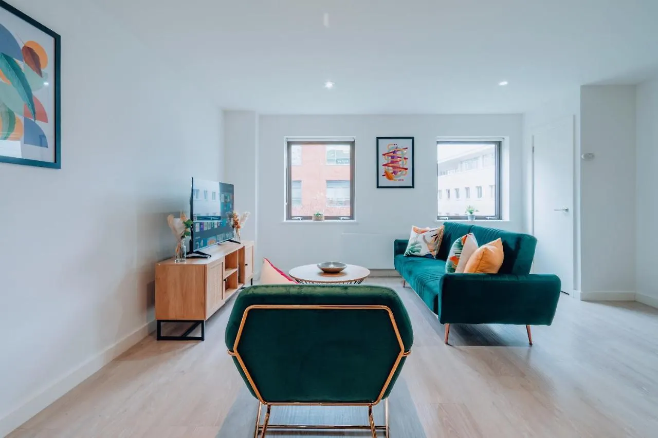 Two Bedroom Urban Retreat In The Heart Of إكزيتر